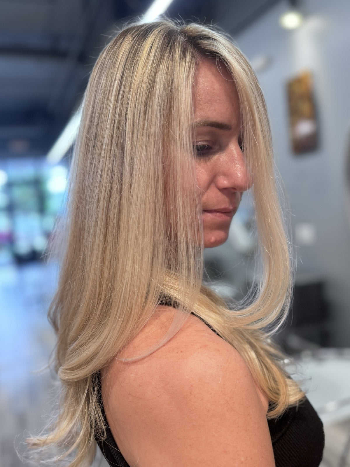 Icy blonde blowout, side profile